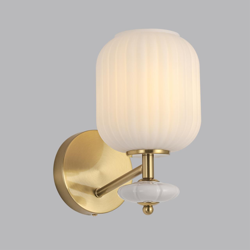 Бра Lumion  Alegra 8334/1W