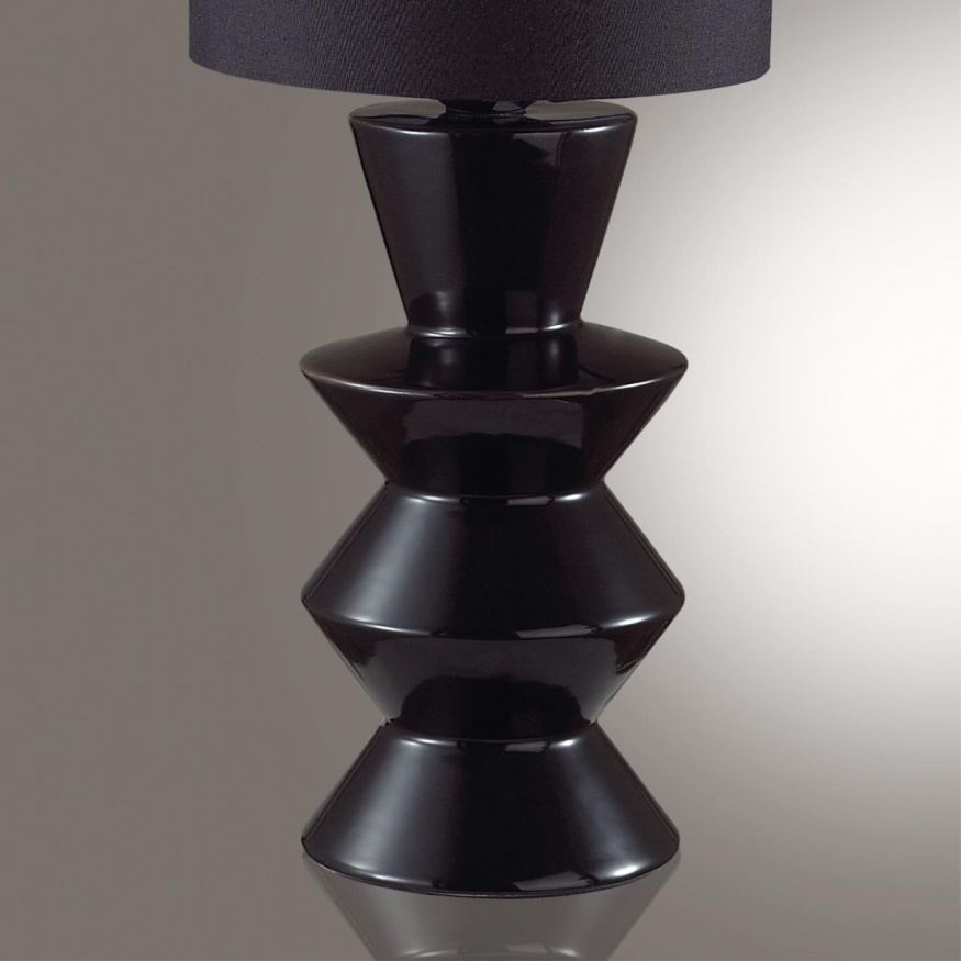 Настольная лампа LUMION 8133/1T SEGI модерн черный 1x60Вт