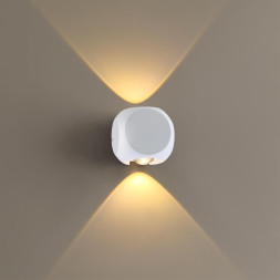 Настенный светильник ODEON LIGHT 4221/4WL Miko LED 4W белый техно