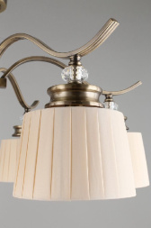 Потолочная люстра Arosio OML-88417-06 Omnilux E14 Классический