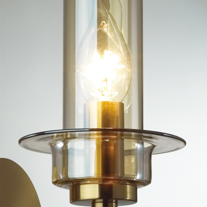 Бра LUMION 6554/1W MADONNA в классическом стиле бронза, коньячный 1x40W